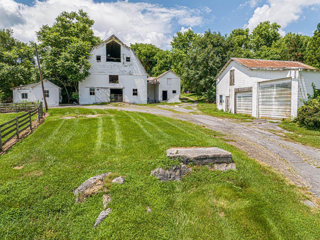 25453 Lee Hwy - Photo 1