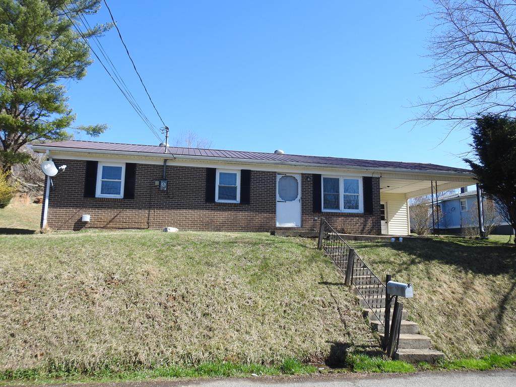 101 Hanks Street - Photo 1
