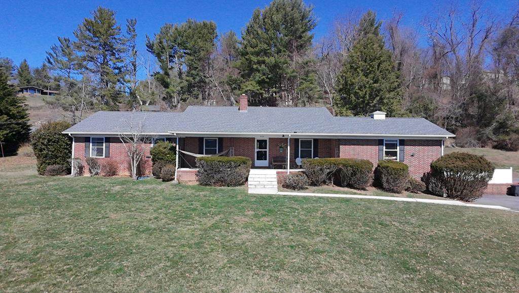 233 Holly Street - Photo 1