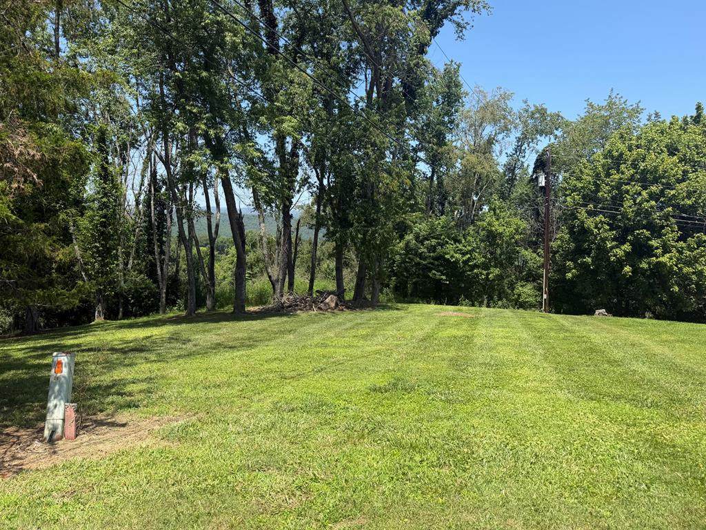2652 Pats Lane - Photo 1