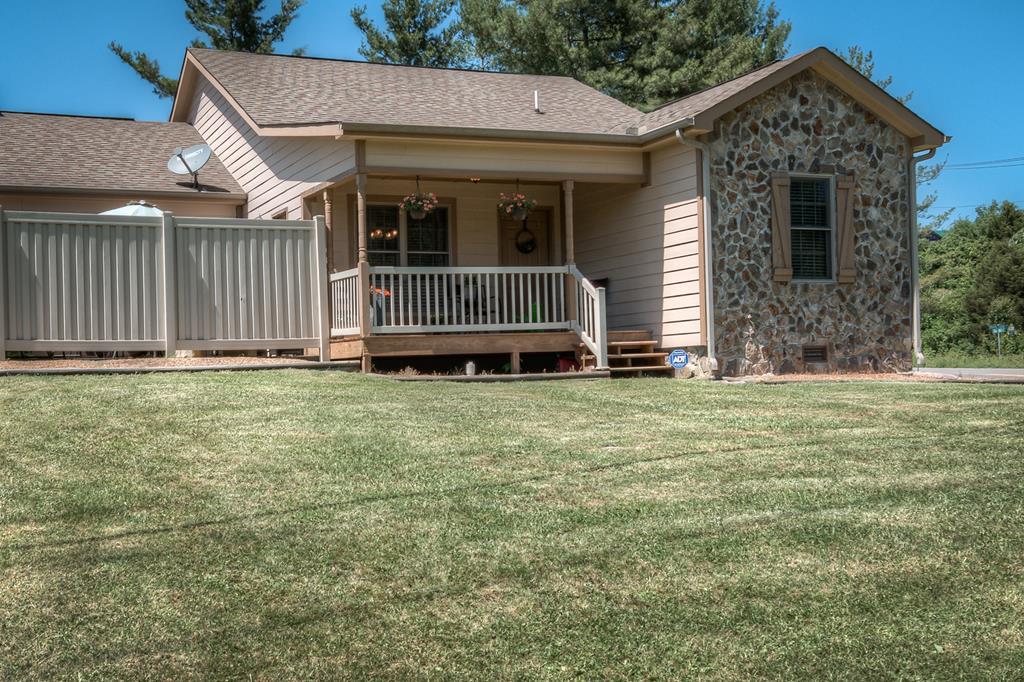 27646 Bonnycastle Drive - Photo 1
