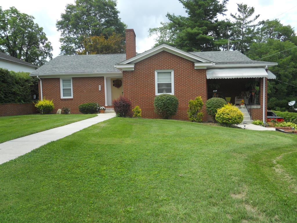 665 Tower Street - Photo 1