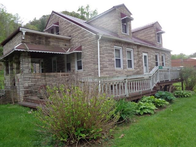 1056 Cole Road - Photo 1