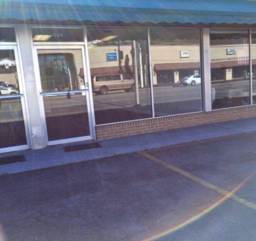 602 Main St - Photo 1