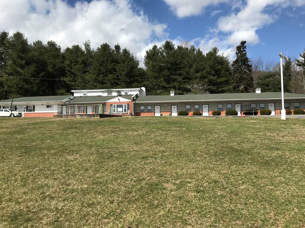 4948 East Lee Highway - Photo 1