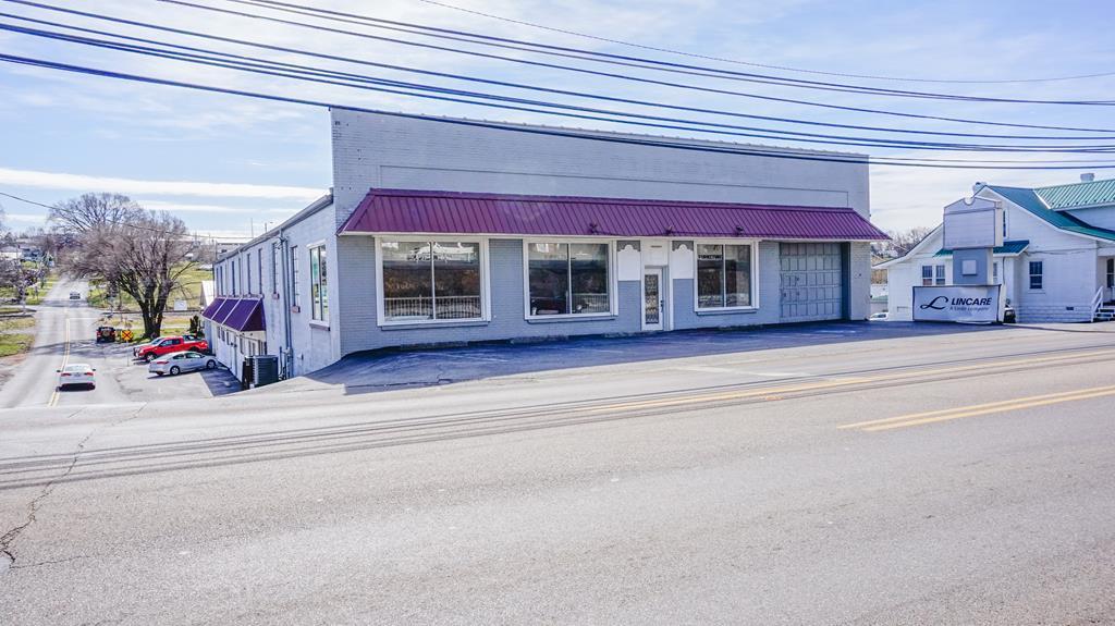 498 Main Street - Photo 1
