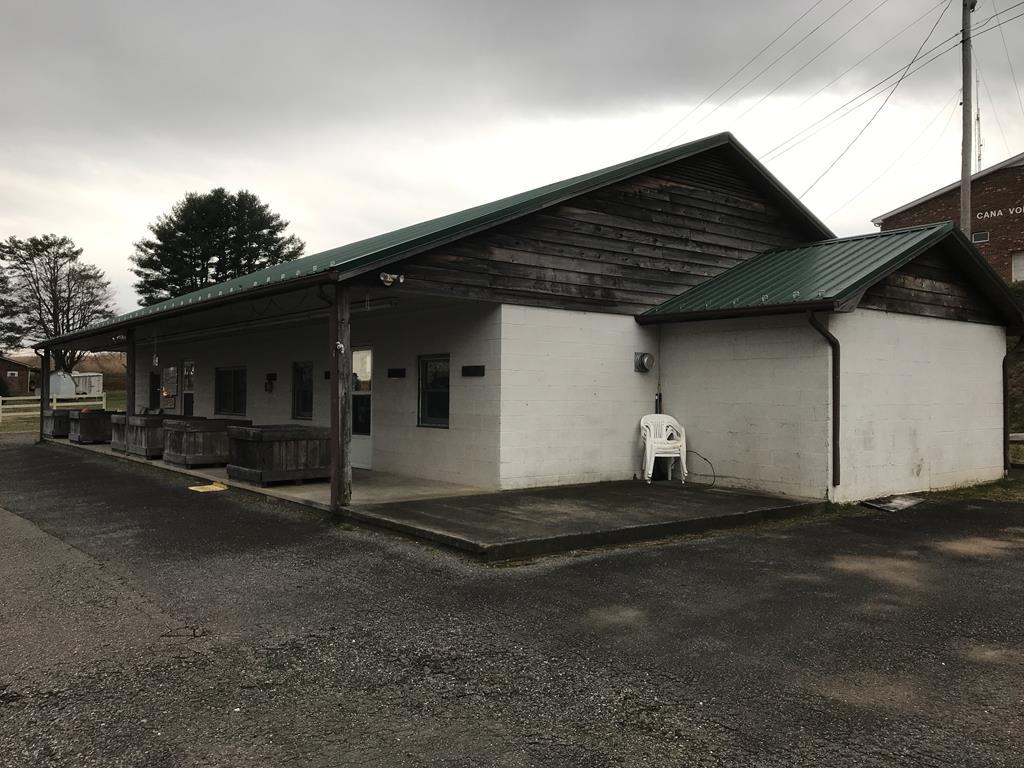 12638 Fancy Gap Highway - Photo 1 12638 Fancy Gap Highway - Photo 1