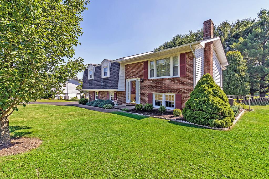 106 Lamont Road - Photo 1