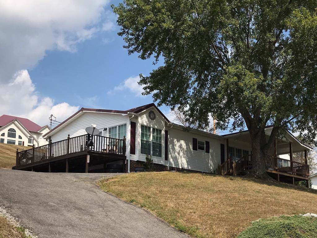 282 Grandview Drive - Photo 1