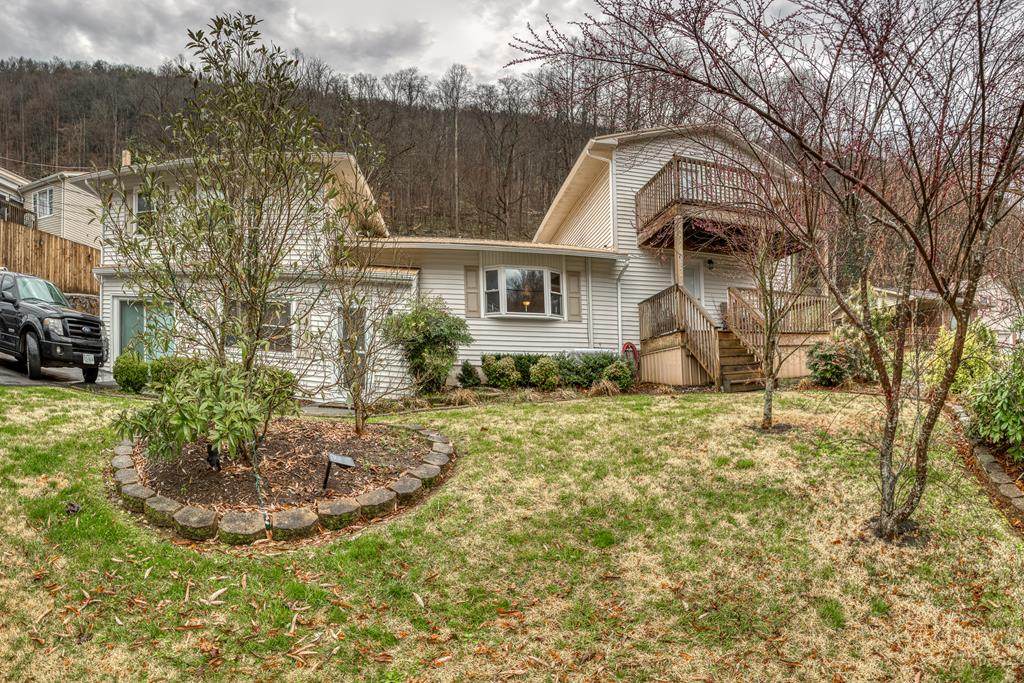 1008 Yates Street - Photo 1