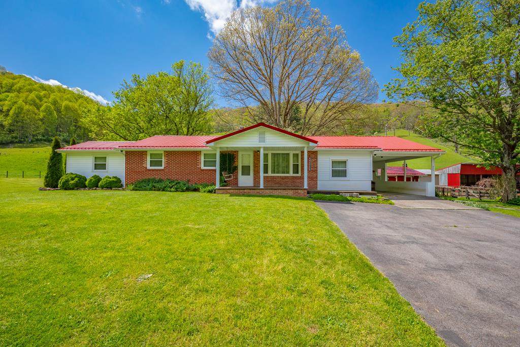 423 Currin Valley Road - Photo 1