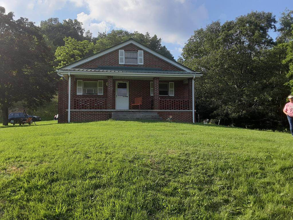 236 Davis Street - Photo 1