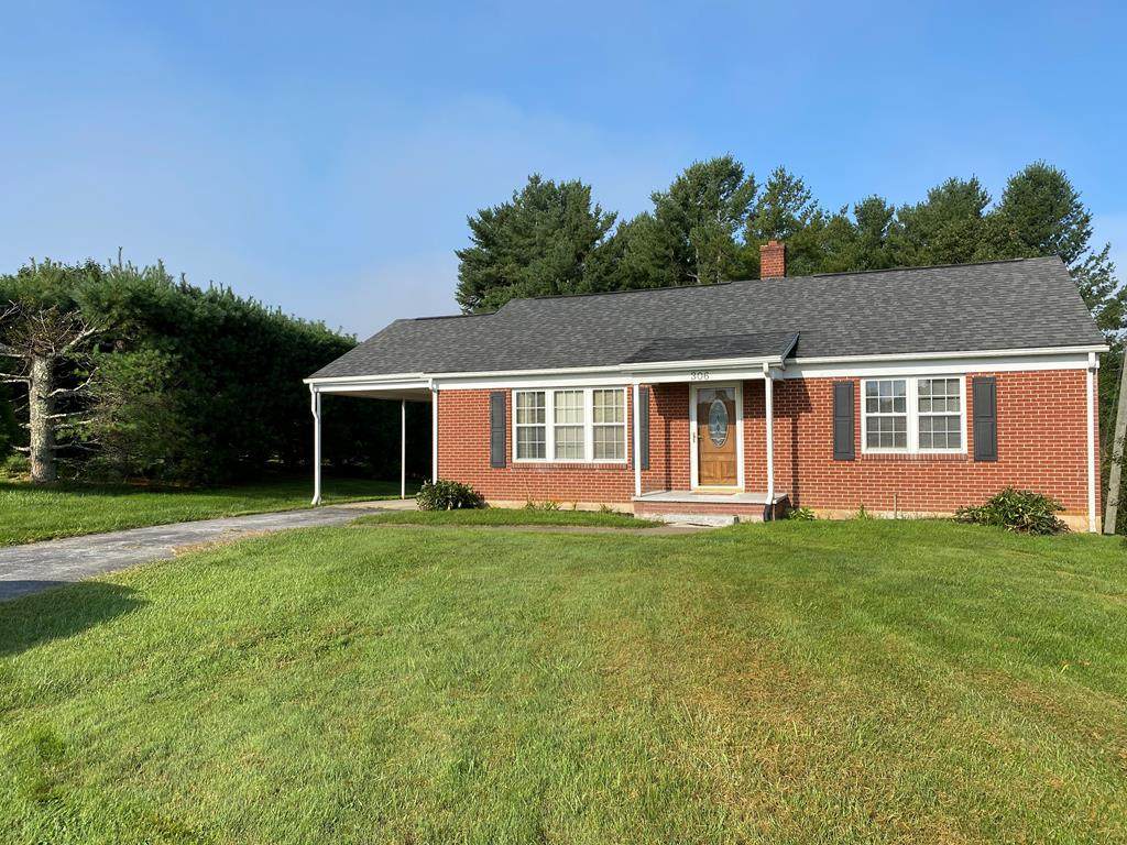 306 Country Club Ln - Photo 1