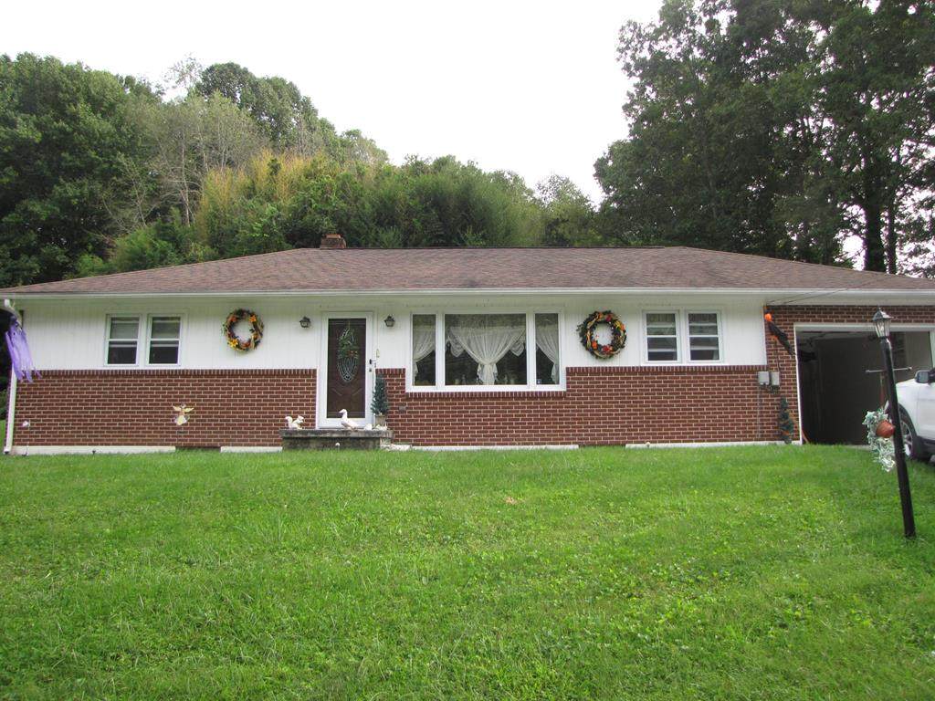 1722 Hwy 16 - Photo 1