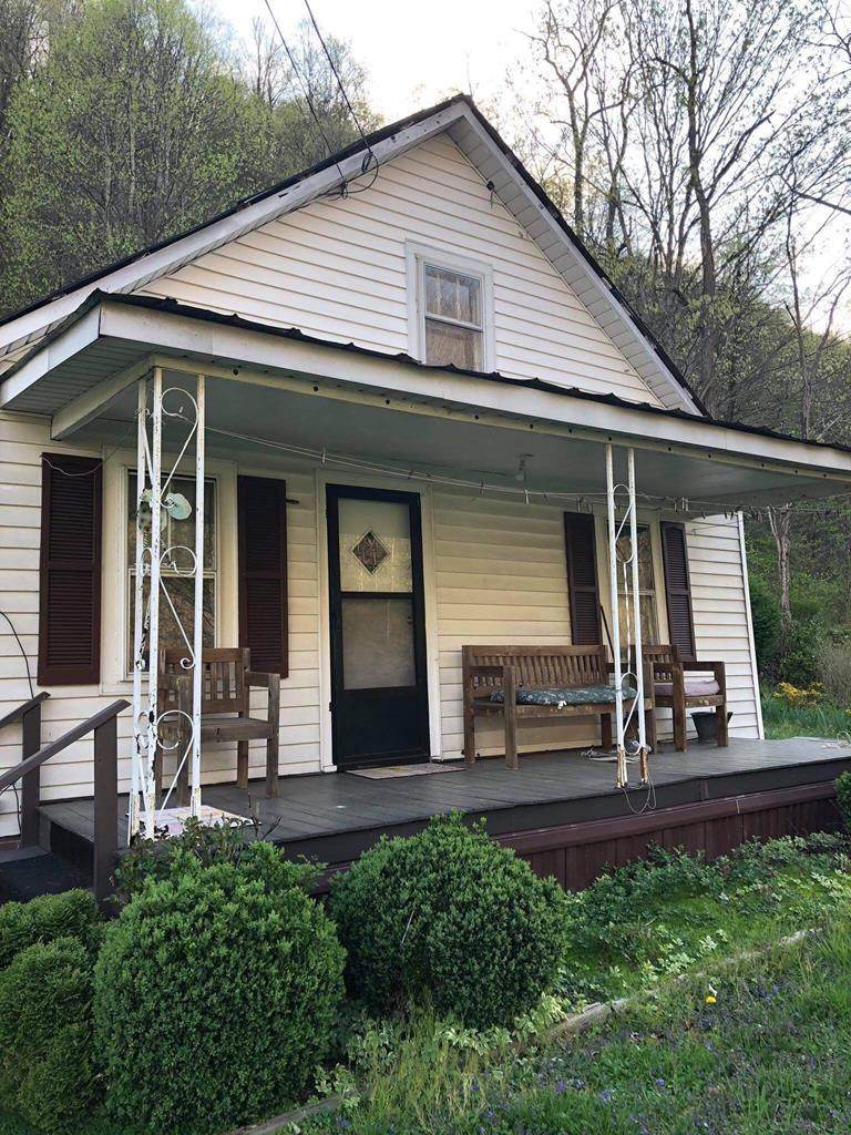 1428 Dry Fork Road - Photo 1