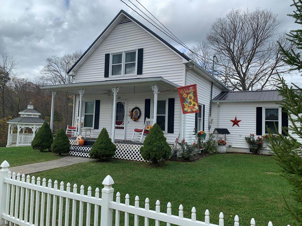 429 Drews Lane - Photo 1