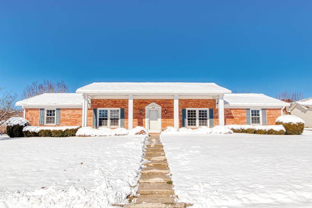610 Rolling Hills Dr - Photo 1