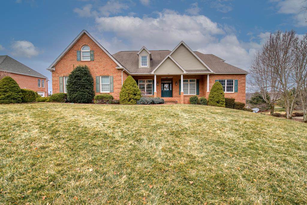425 Winterham Drive - Photo 1