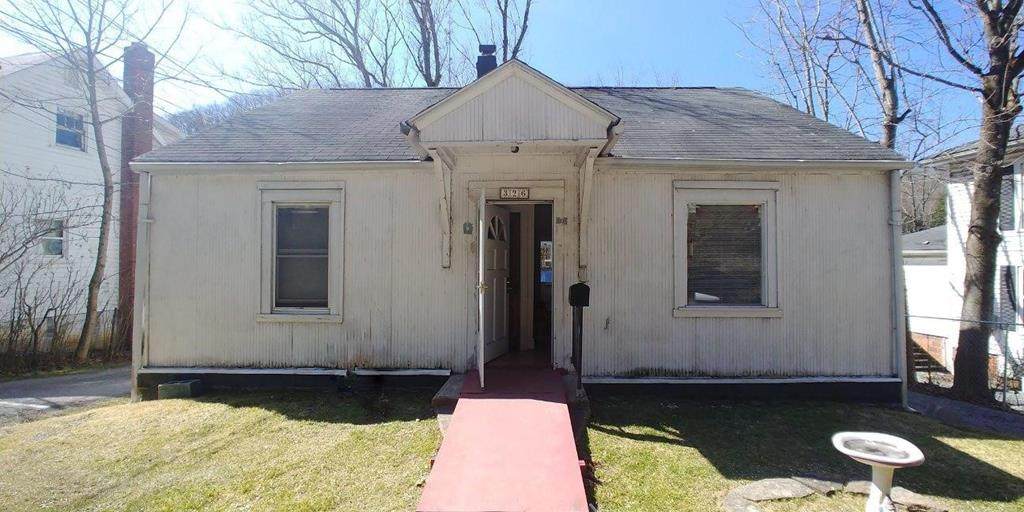 326 College Ave - Photo 1