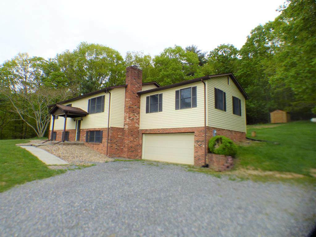 2910 Fairview Parkway - Photo 1