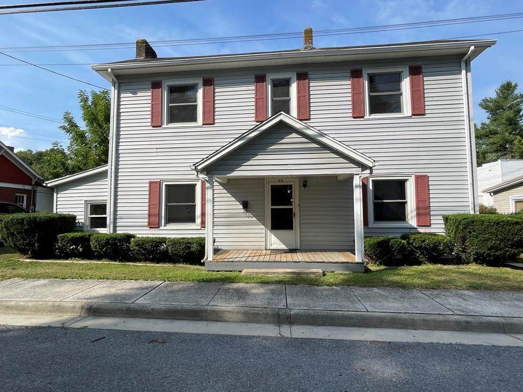 416 Spruce Street - Photo 1