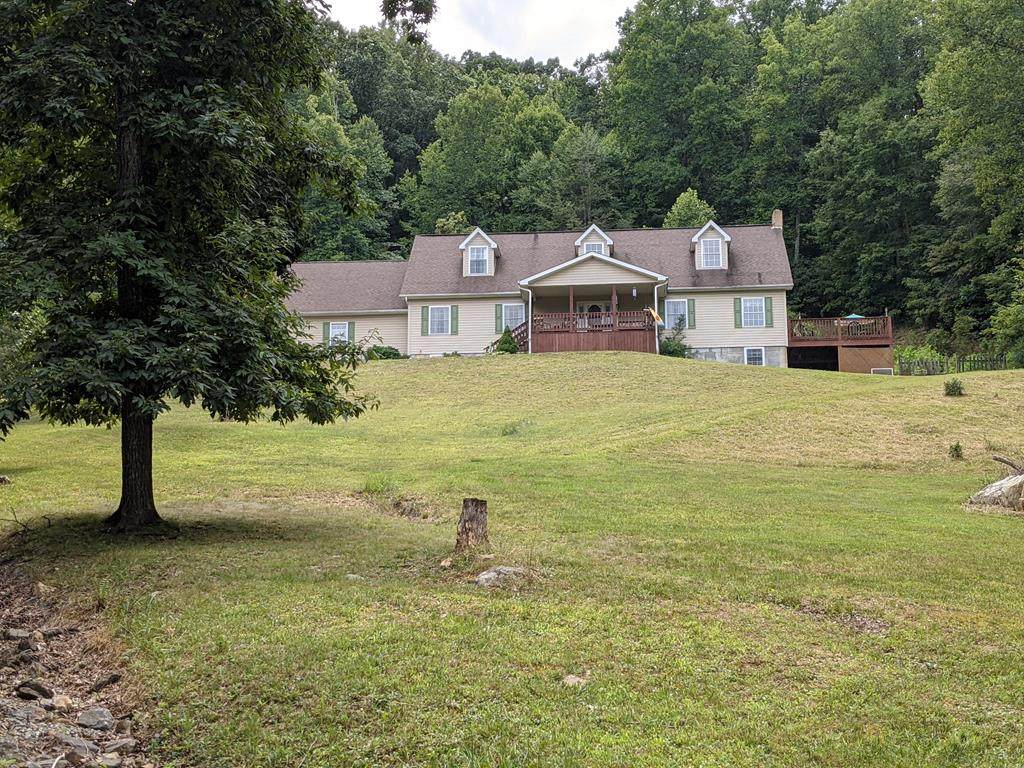552 Blackberry Dr - Photo 1