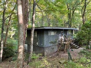 460 Groundhog Hills Rd - Photo 1