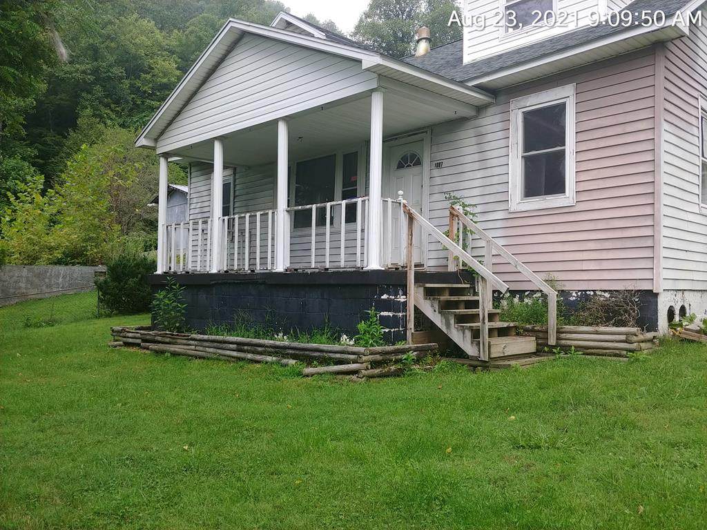 1087 Barbara Rd - Photo 1