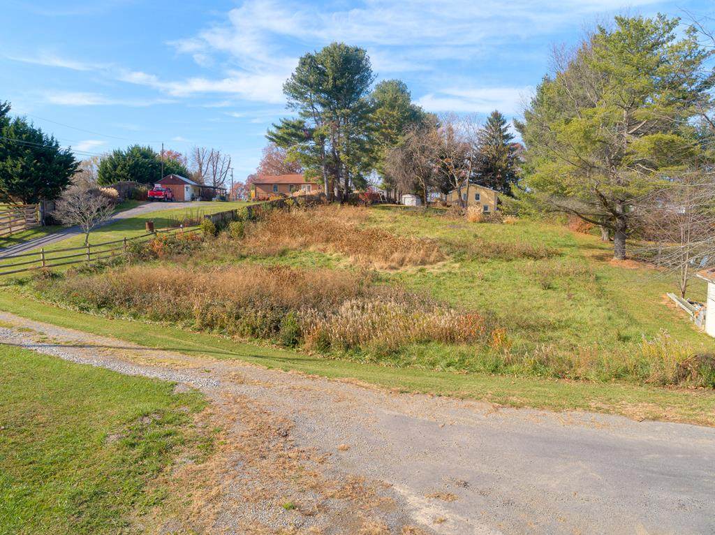 3850 Poppy Lane - Photo 1