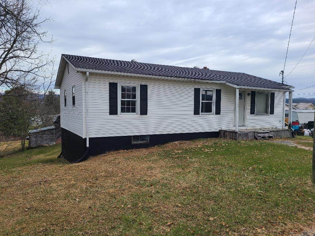 117 Cemetery St. - Photo 1