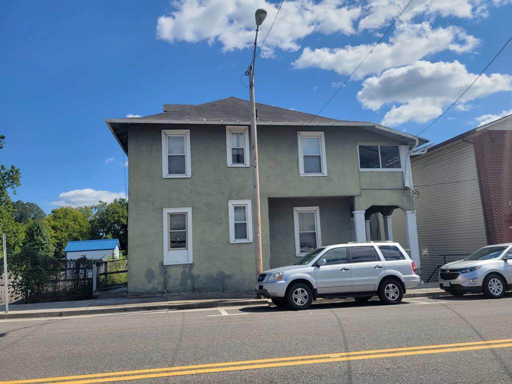 255 Spring Street - Photo 1