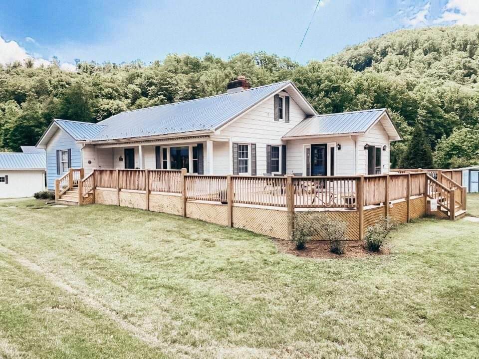 20414 Azen Rd - Photo 1