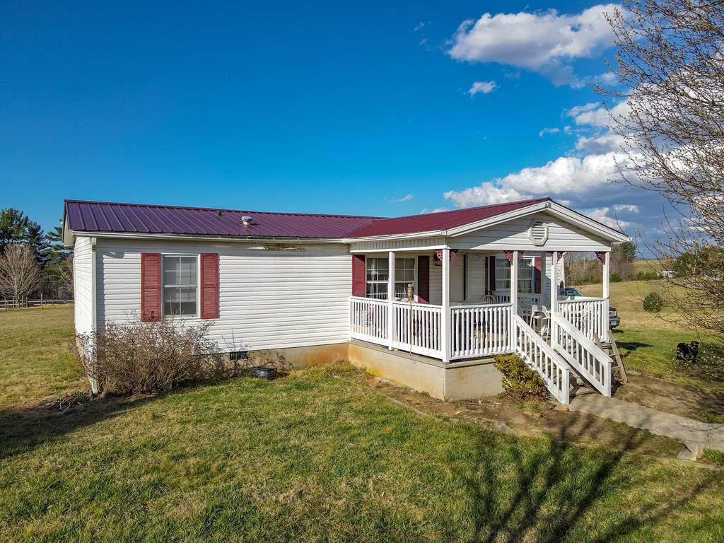 122 River Hill Rd - Photo 1