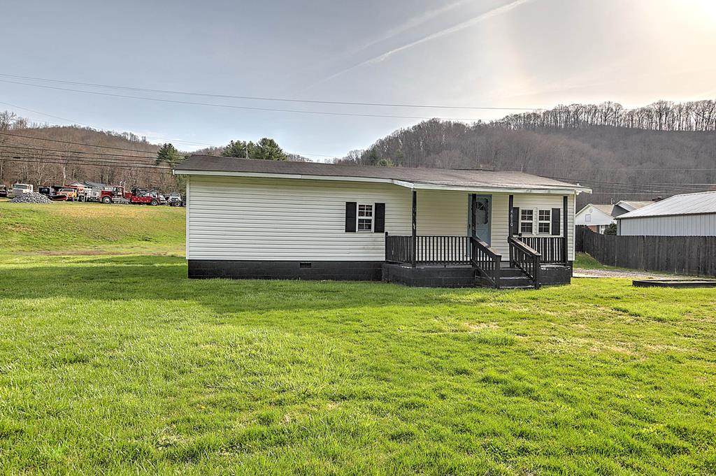 4610 Swords Creek Rd. - Photo 1
