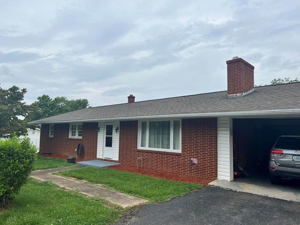 6652 Carrollton Pike - Photo 1
