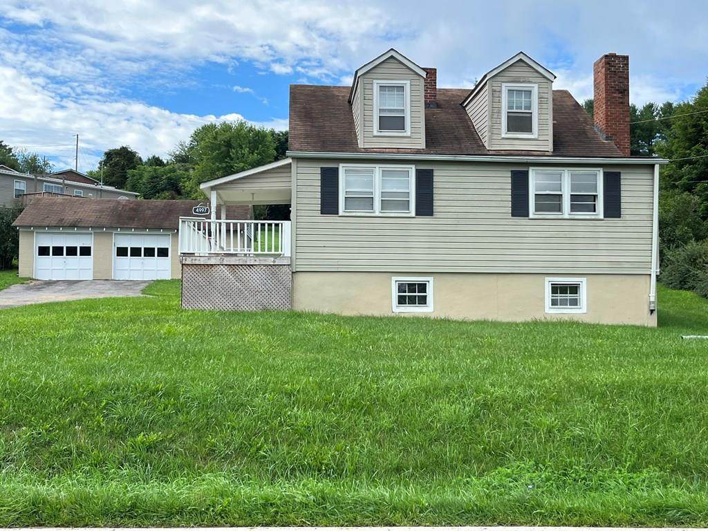 4997 Thornspring Rd - Photo 1