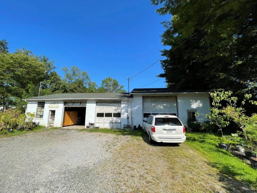 4196 Carrollton Pike - Photo 1