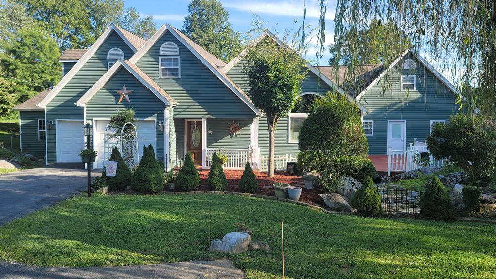 22402 Barn Hill Rd - Photo 1