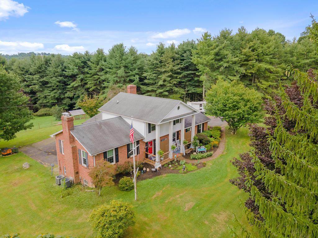 774 Sutphin Rd - Photo 1