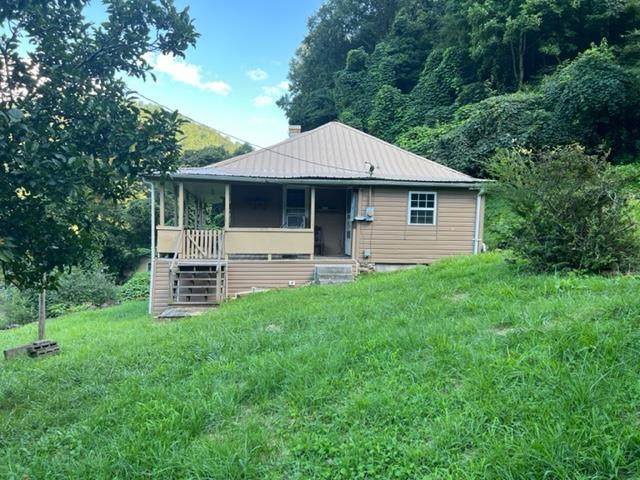 1121 Mountain Home Rd - Photo 1