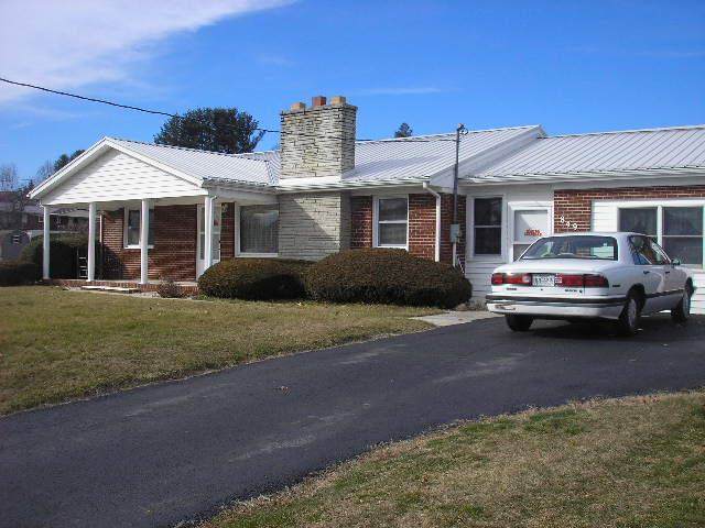 849 Sunset Drive - Photo 1