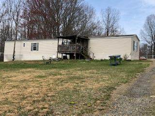 442 Boxwood Lane - Photo 1