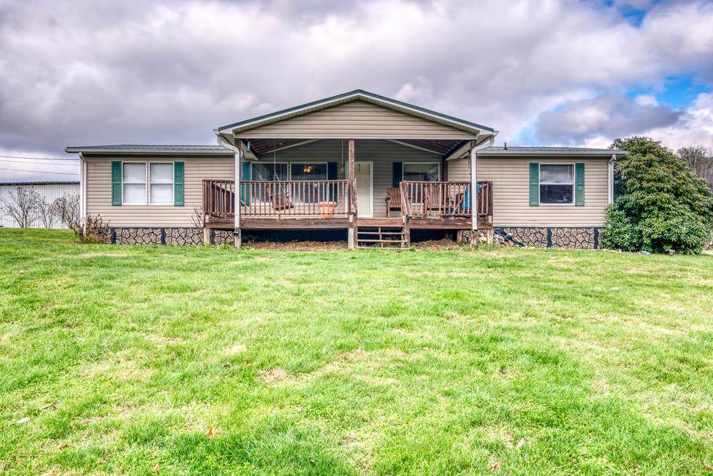 205 Spring Hollow Rd - Photo 1