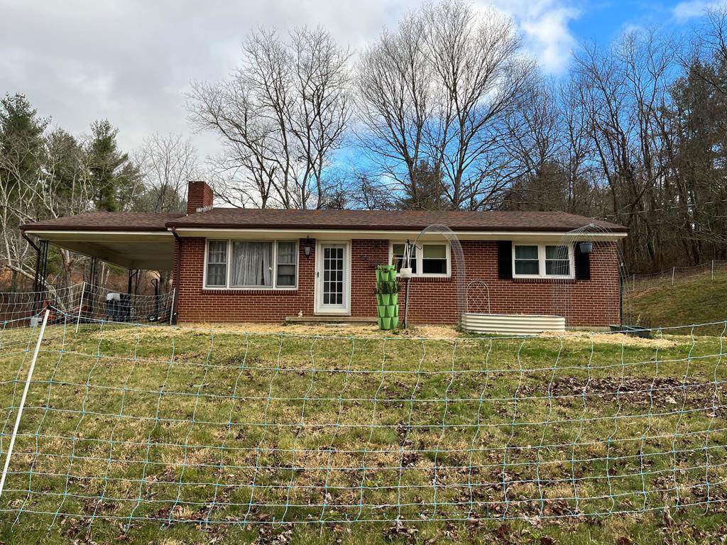 209 Trapper Drive - Photo 1
