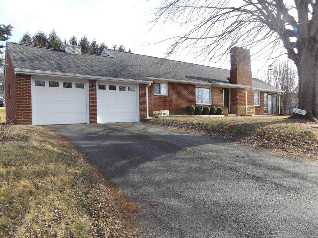 1105 Childress St. - Photo 1