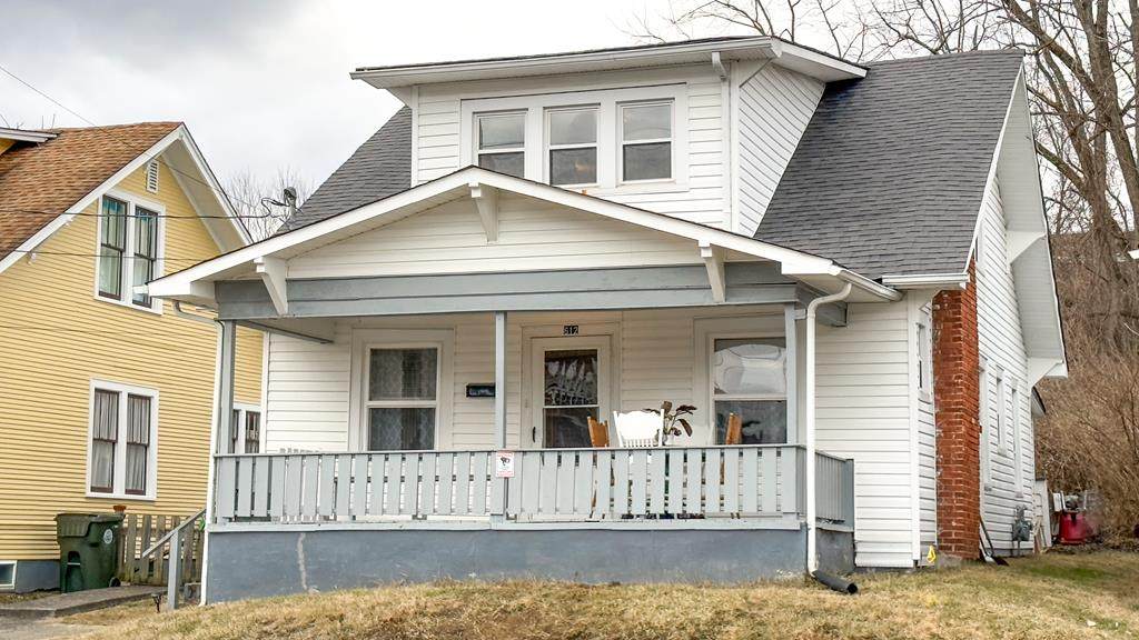 612 Russell St. - Photo 1