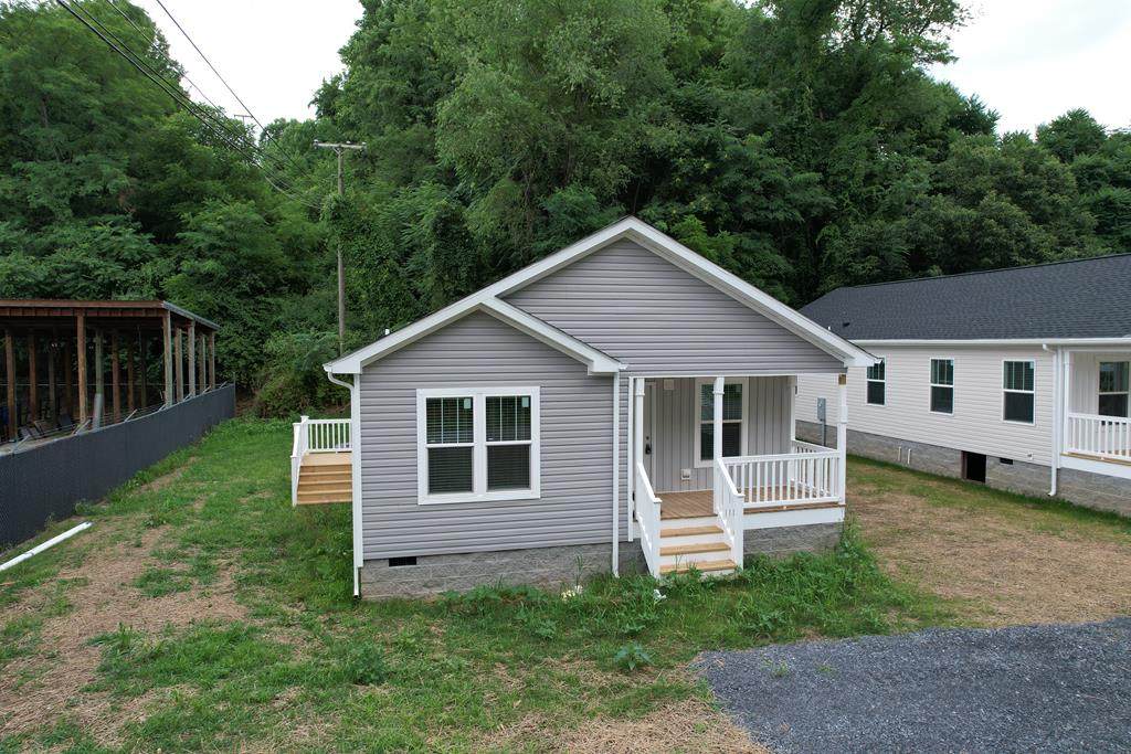 533 S Church St - Photo 1