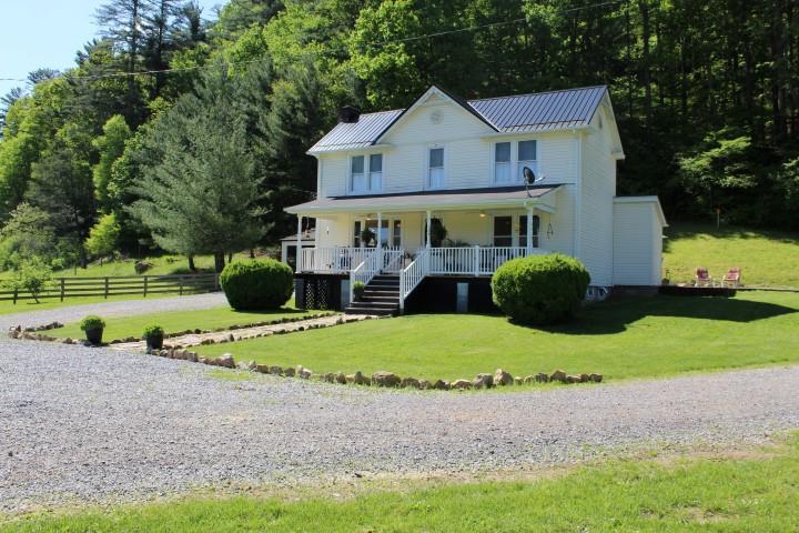 161 Jackson Lane - Photo 1