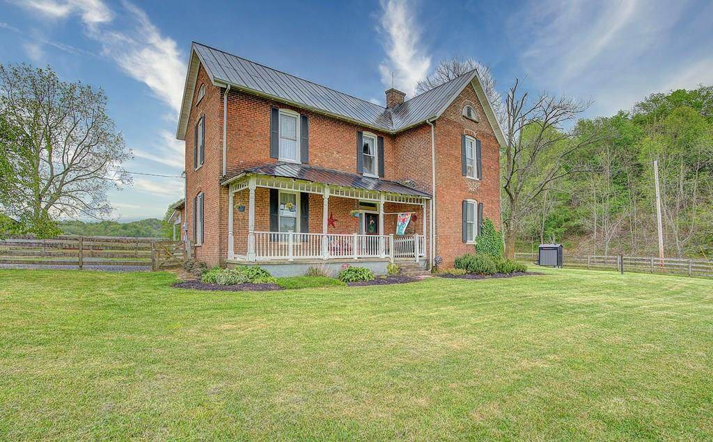 8315 Buchanan Road - Photo 1