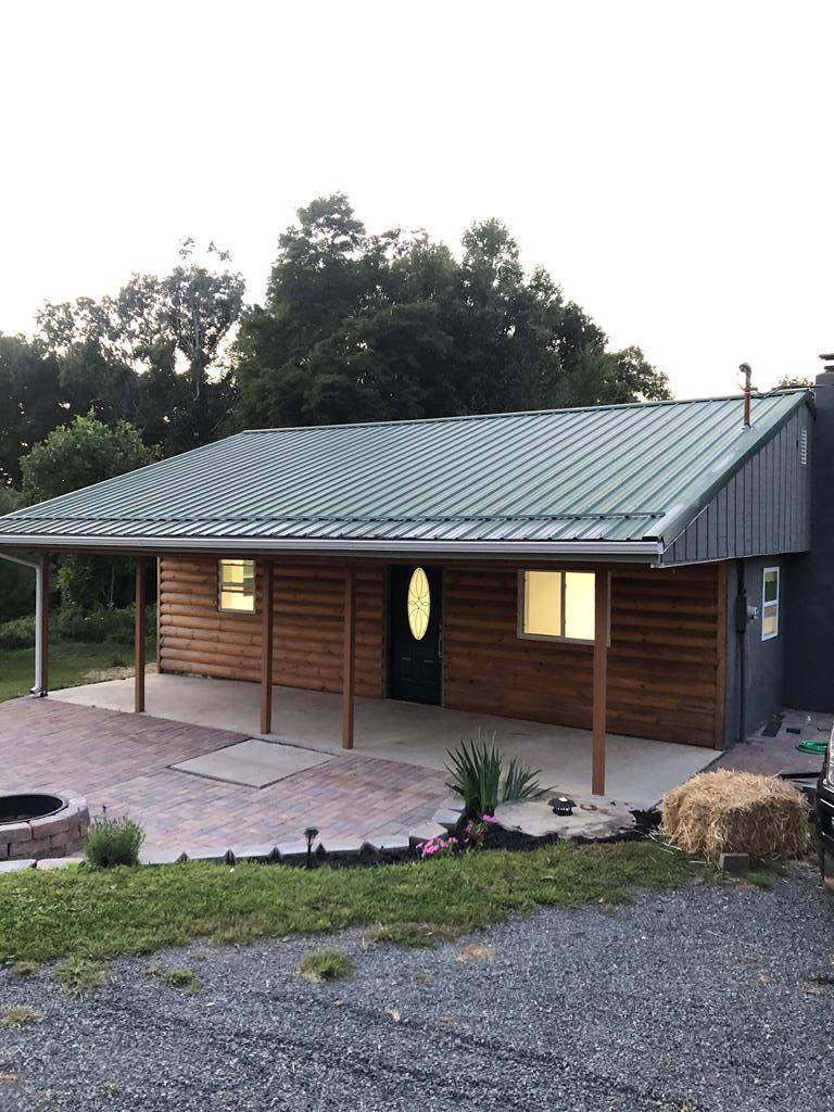 3287 Groundhog Mountain Rd - Photo 1
